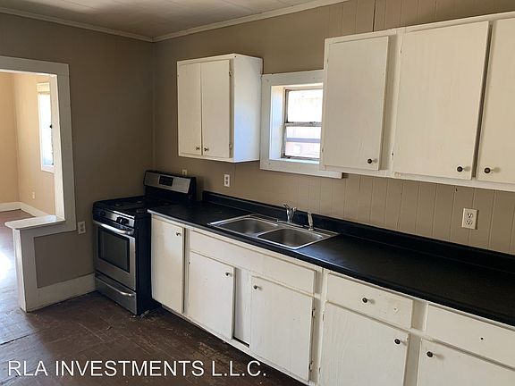 5th image of 721 W 22nd St