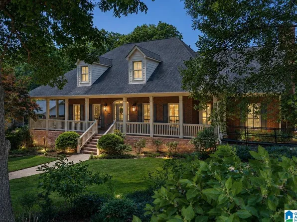 1741 Indian Creek Dr, Vestavia, AL 35243
