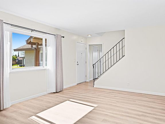 4th image of 350 Santa Susana Court