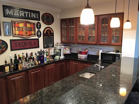 4th image of 22 Palace Ln