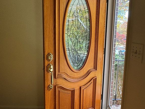 4th image of 644 Timberlake Dr