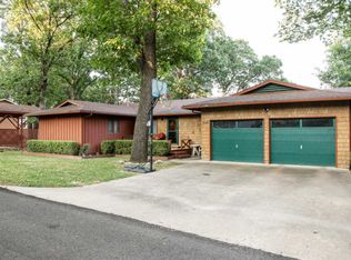 1711 Hebbert St, Grove, OK 74344