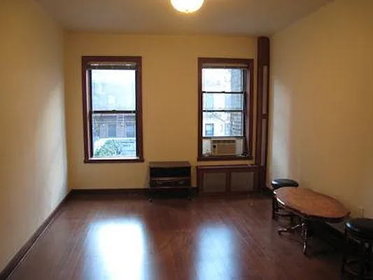 Rented by R New York | media 15