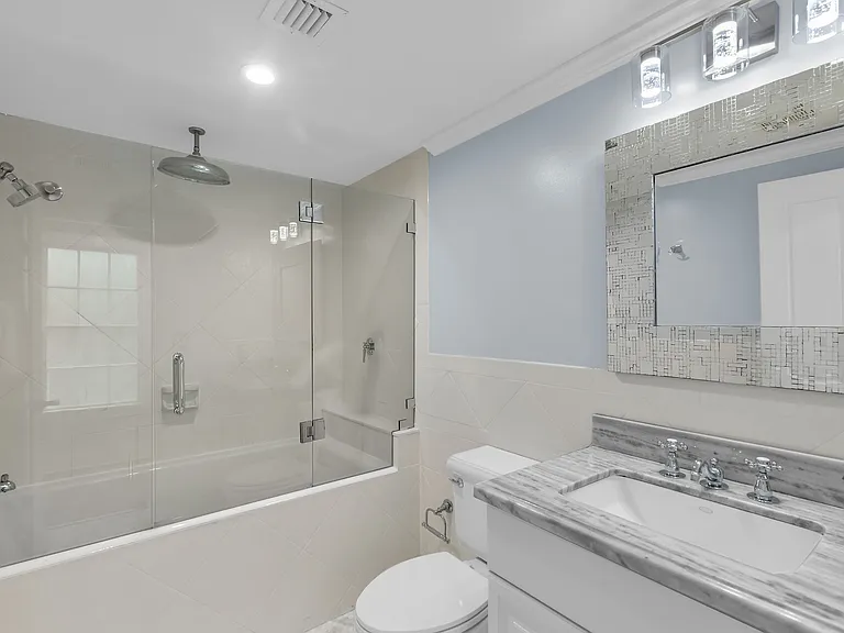 717 Southard St #A — Photo 3