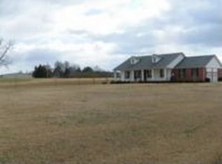 3194 Kendrick Rd, Corinth, MS 38834