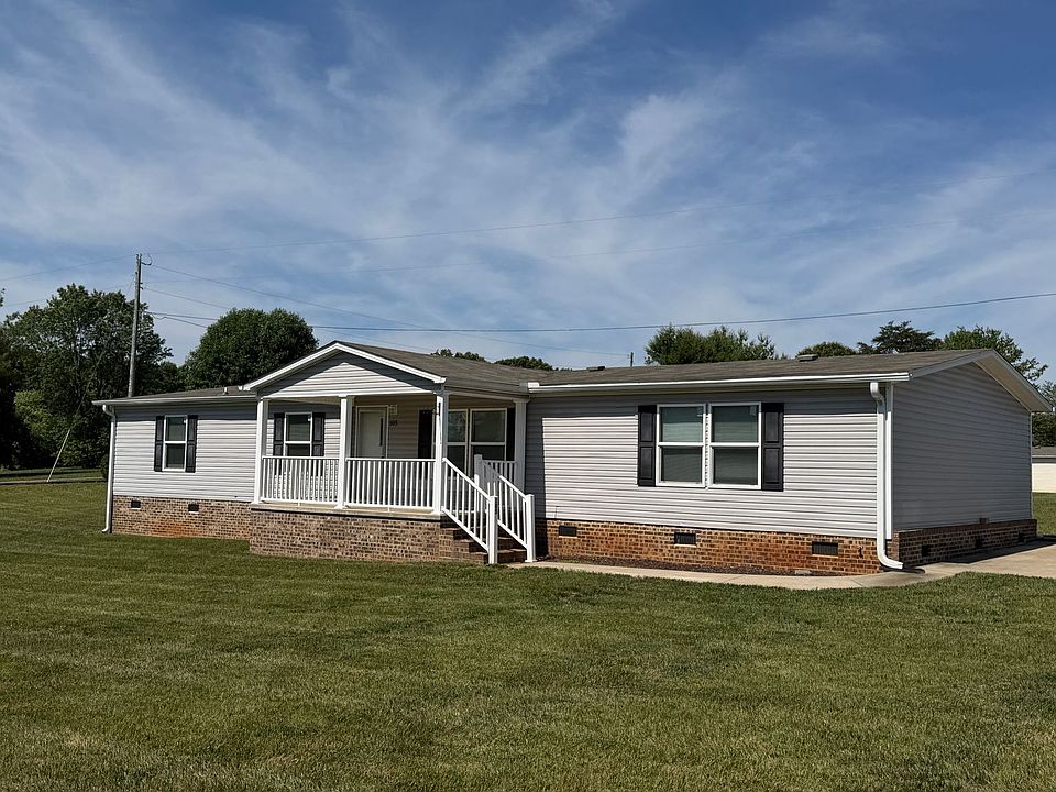 1st image of 105 Foster Ferry Dr