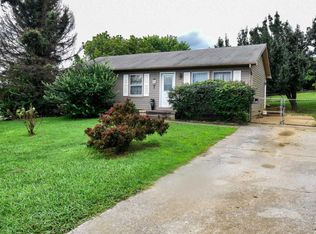 3501 Duxbury Ln, Knoxville, TN 37931