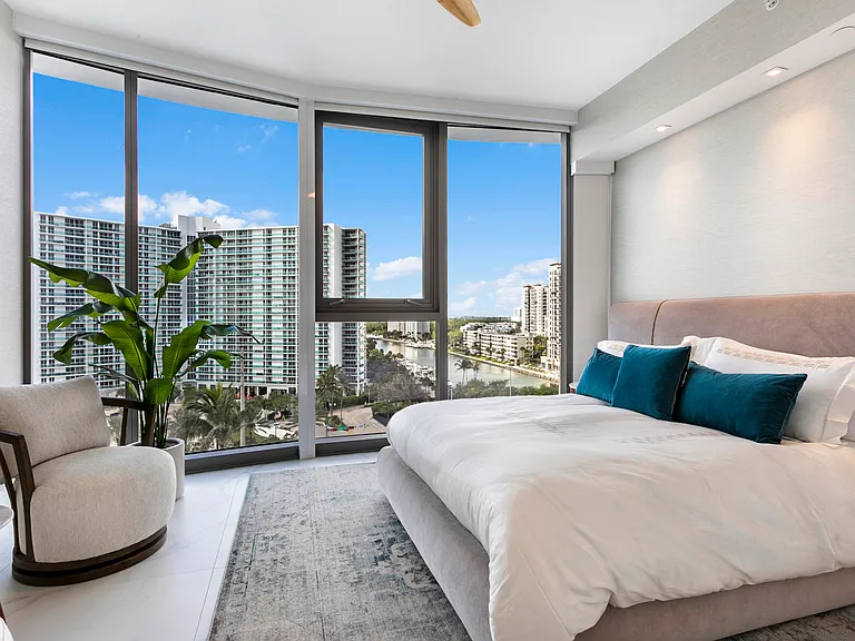 15701 Collins Ave #701 — Photo 6