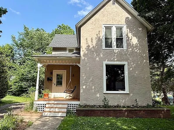 104 Plum St N, Northfield, MN 55057