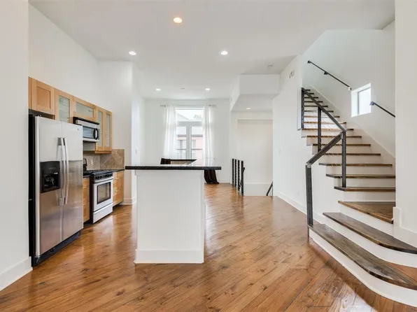 2002 Blodgett St, Houston, TX 77004