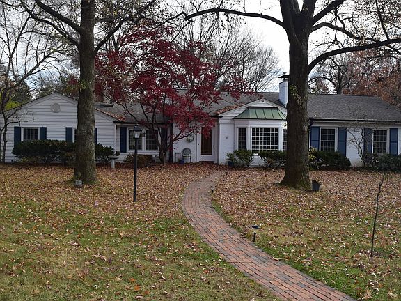 2nd image of 356 Summerdale Ln