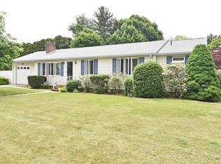 4 Highland Ave, Narragansett, RI 02882