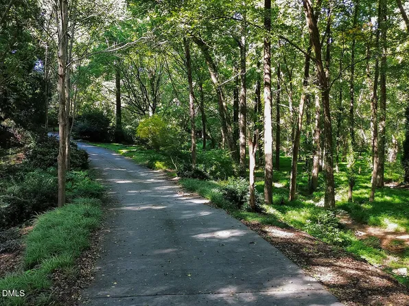 2845 Claremont Rd, Raleigh, NC 27608