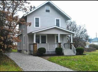 2710 Farmdale Rd, Akron, OH 44312