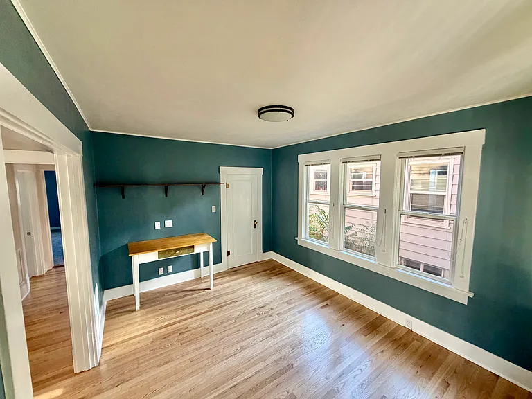 2419 W Regan Ave — Photo 10