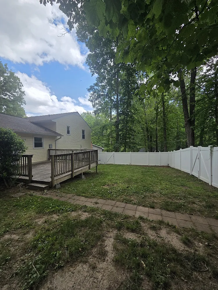Building Photo - 104 Crutchfield Cir