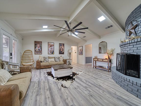 4th image of 326 E Robinwood Dr
