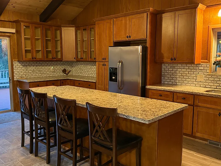 Kitchen island