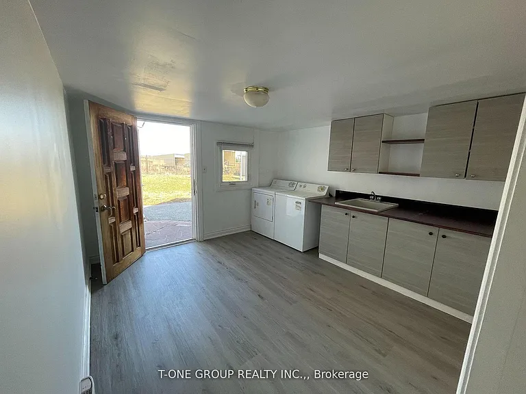 13691 McCowan Rd — Photo 23