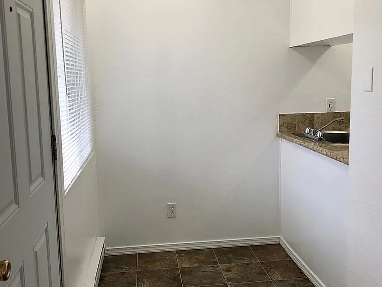 1-Bed 1-Bath 1-Bed 1-Bath