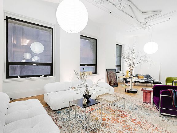 3rd image of 50 Pine St APT 2