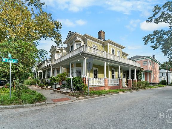 2nd image of 524 E Henry Street