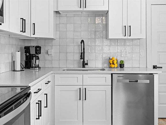2nd image of 514 S Lowell Boulevard
