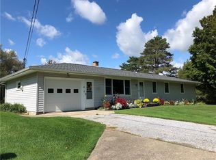 939 Center St, East Aurora, NY 14052