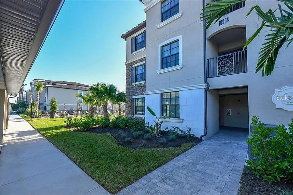16904 Vardon Ter #201