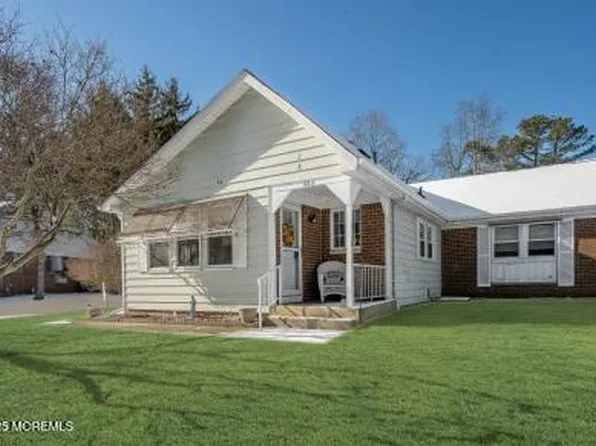 66 Yorktowne Parkway #A, Whiting, NJ 08759