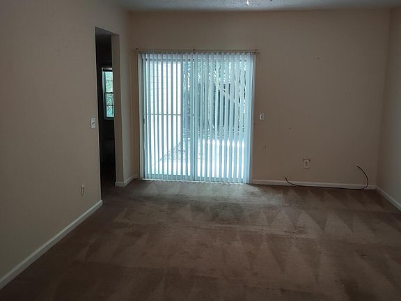 2nd image of 721 Bragg Drive Apt A