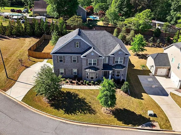 3047 Mountain Shadow Way — Photo 42