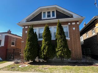 1824 S 55th Ct APT B, Cicero, IL 60804