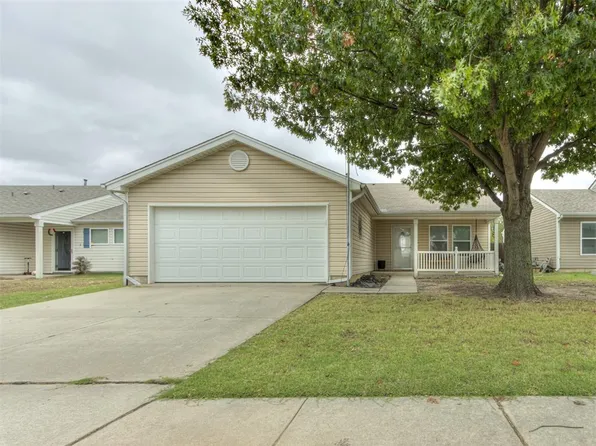 1017 SW 153rd St, Oklahoma City, OK 73170