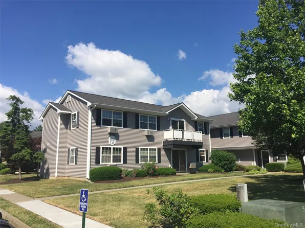 100 Hillside Drive #E16, Middletown, NY 10941