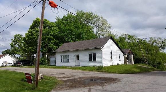 1st image of 6940 King St