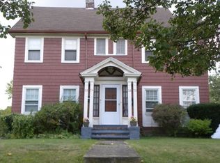 3374 Sutton Rd, Cleveland, OH 44120