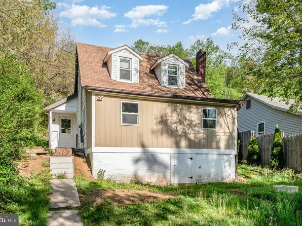 22 Esther Ln, Dillsburg, PA 17019