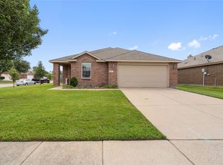 627 Berry Trl, Forney, TX 75126