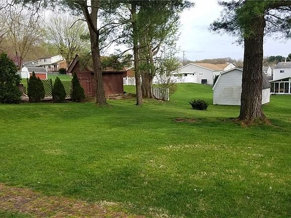 4th image of 1370 Conway St