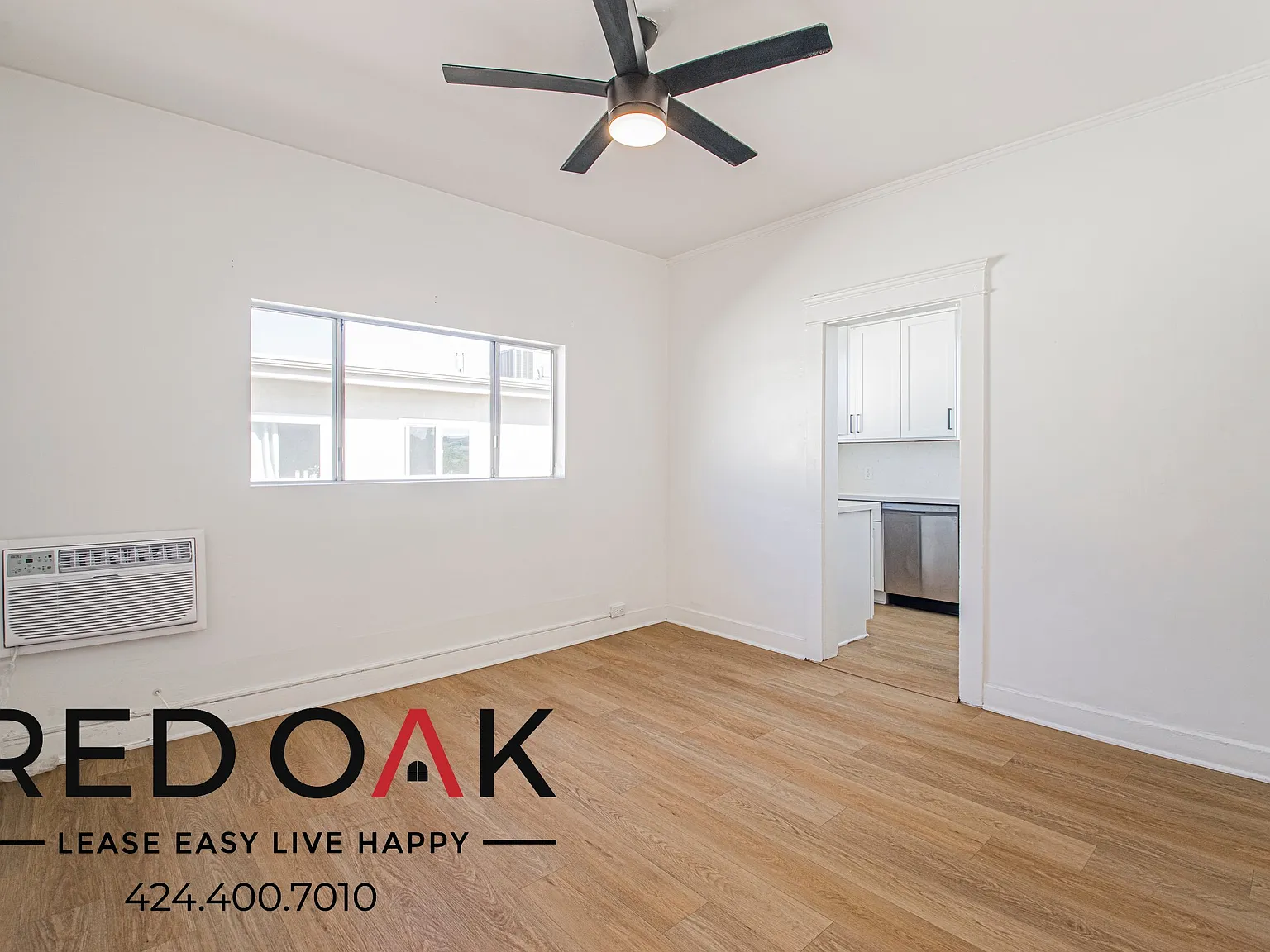Sunlit Studio with Air Conditioning and Stainless Steel Appliances ~ In East Hollywood! — Photo 2