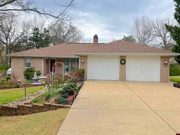 908 Baffy Dr, Mountain Home, AR 72653