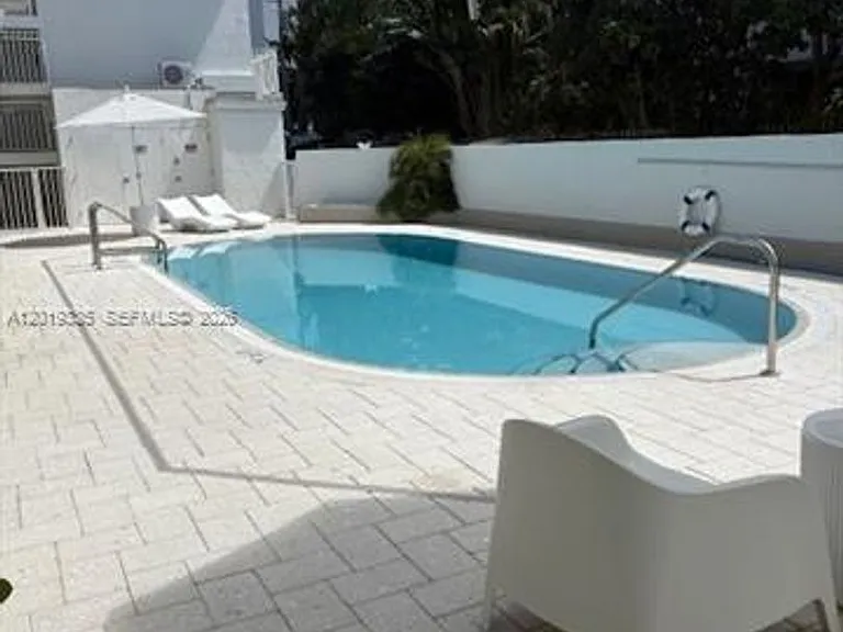 290 Sunrise Dr #208 — Photo 23