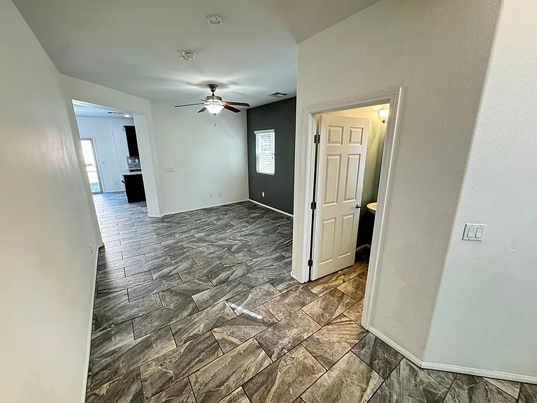 8123 Mosaic Sunrise Ln — Photo 8