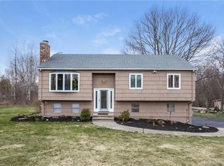 15 Highland Dr, Middlebury, CT 06762