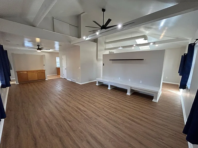 1449 S University Blvd #4 — Photo 3