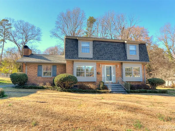 3708 Medallion Dr, Charlotte, NC 28205