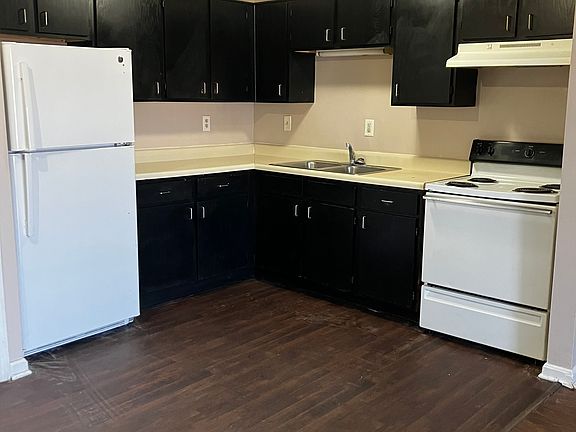5th image of 4111 Blue Lick Ct #15967873