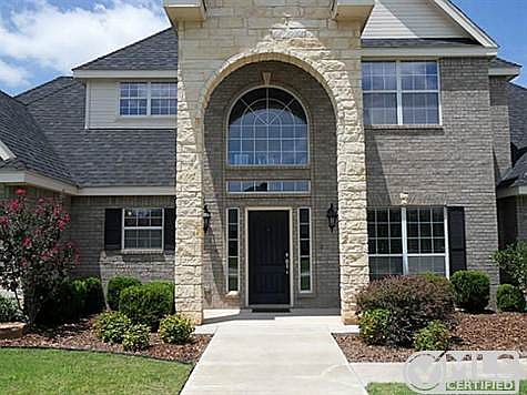 3rd image of 680 Camri Ln