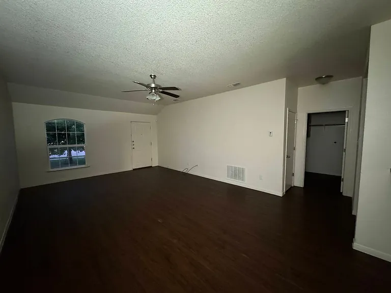 4707 Waterproof Dr — Photo 5